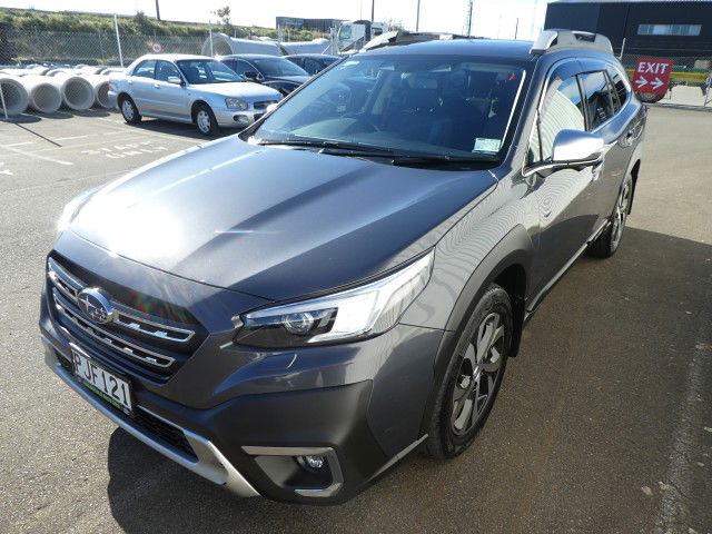 2022 Subaru Outback Touring 2.5
