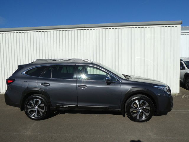 2022 Subaru Outback Touring 2.5