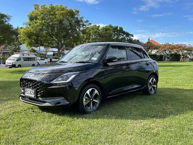 2025 Suzuki Swift RSC 1.2Pmh/Cvt