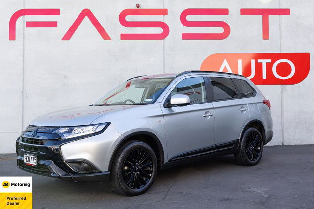 2022 Mitsubishi Outlander LS 2.4P/CVT BLACKOUT