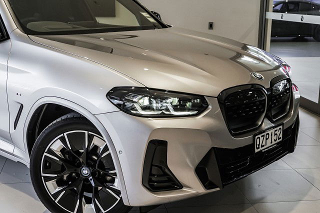 2024 BMW iX3 M Sport