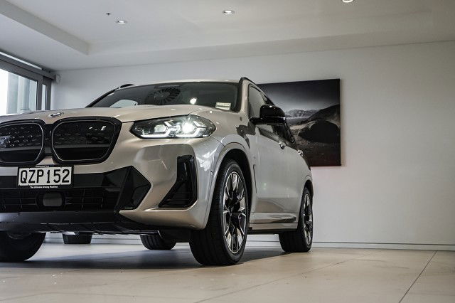 2024 BMW iX3 M Sport