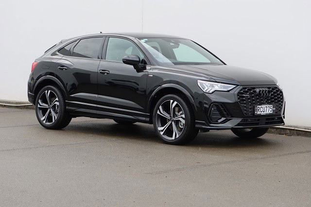 2025 Audi Q3 45 TFSI Q Sportback S Line