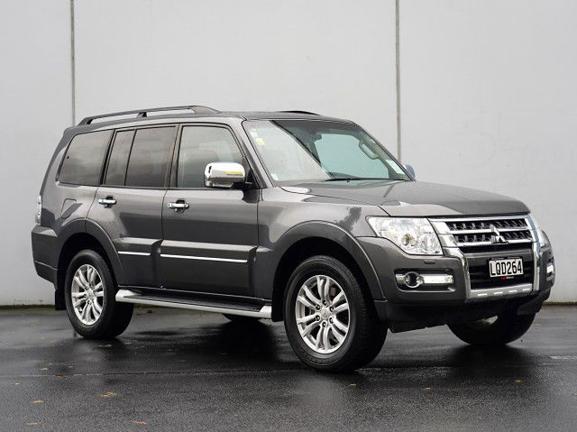 2018 Mitsubishi Pajero Exceed 3.2D 4WD 5AT