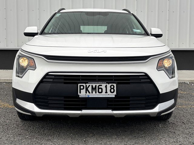 2022 Kia Niro Light 1.6ph/6am