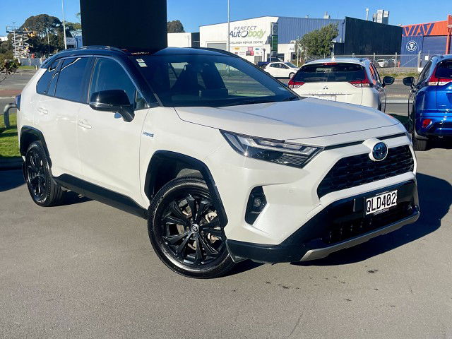 2024 Toyota RAV4 XSE 2.5PH/4WD/HD