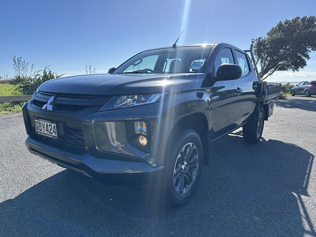 2023 Mitsubishi Triton GLX 4WD