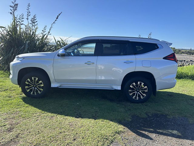 2021 Mitsubishi Pajero Sport VRX 4WD