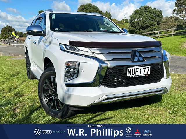 2021 Mitsubishi Pajero Sport VRX 4WD