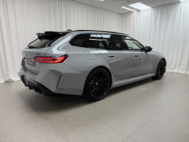 2025 BMW M5 82GV Touring