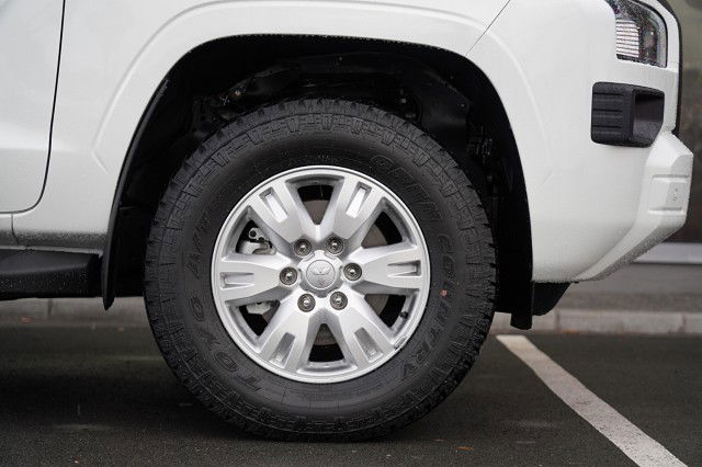2025 Mitsubishi Triton GLX 4WD DIESEL BI-TURBO UTE