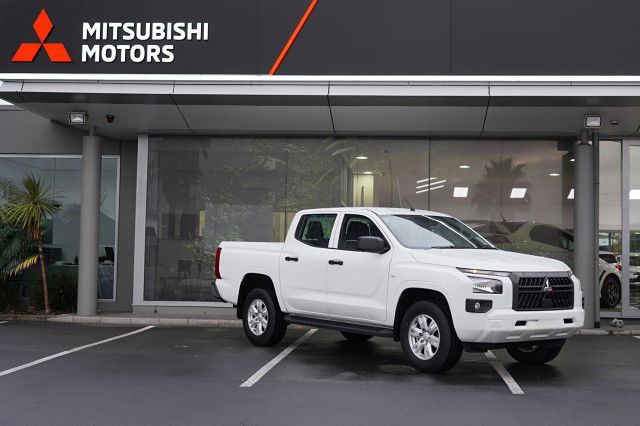 2025 Mitsubishi Triton GLX 4WD DIESEL BI-TURBO UTE