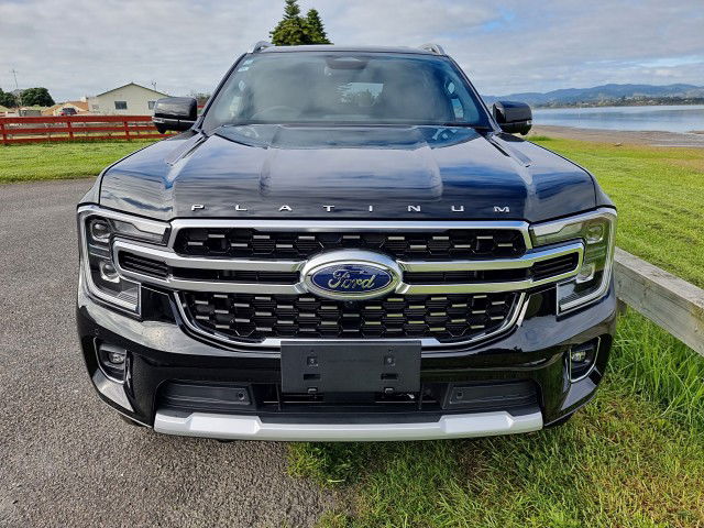 2025 Ford Everest PLATINUM 3.0L V6 4X4 10AT