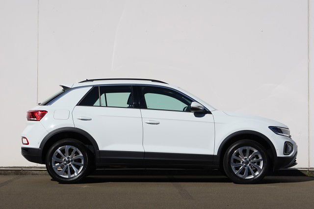 2024 Volkswagen T-Roc 2WD TSI Life