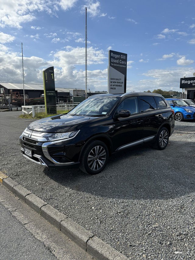 2022 Mitsubishi Outlander LS 2.4P CVT