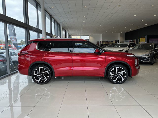 2025 Mitsubishi Outlander Vrx 2.5P/4Wd/Cvt