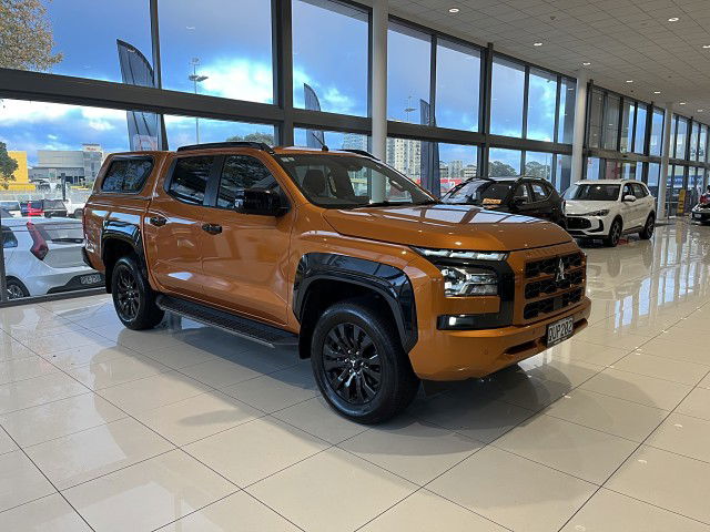 2024 Mitsubishi Triton Dc Vrx 6At 2.4Dt