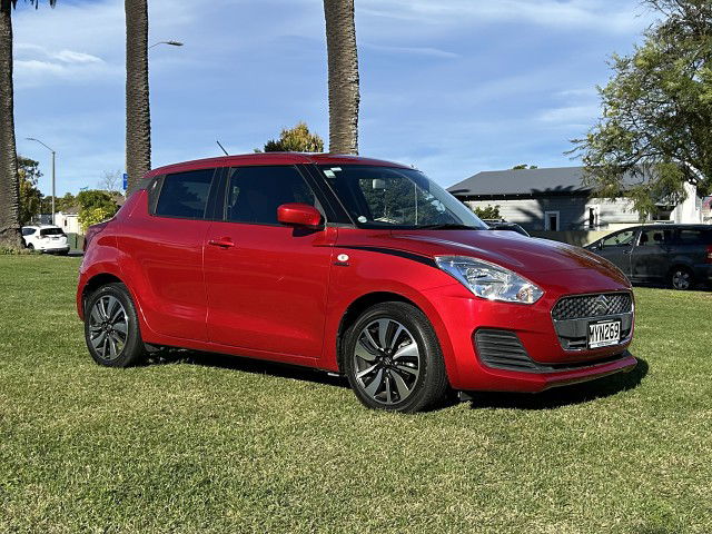 2017 Suzuki Swift Hybrid