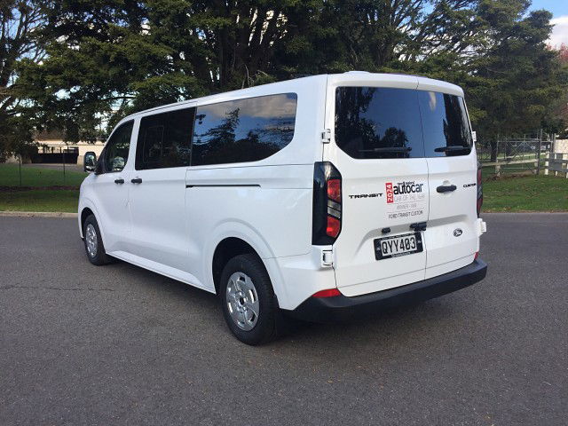 2024 Ford Transit CUSTOM KOMBI 9 SEATER