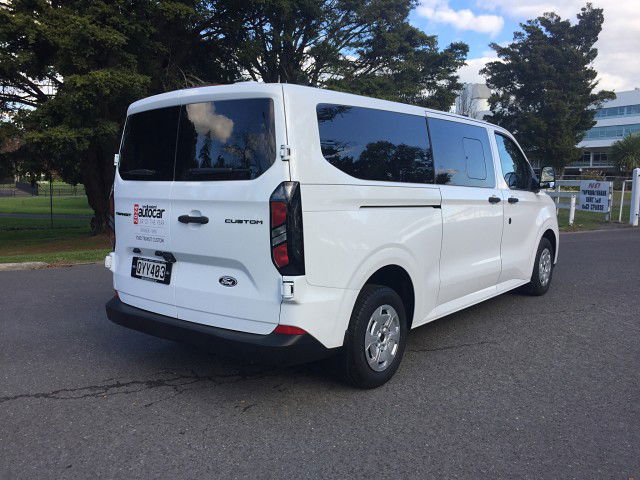 2024 Ford Transit CUSTOM KOMBI 9 SEATER