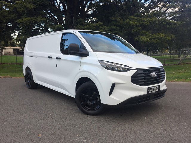 2025 Ford Transit CUSTOM 320L 2.0L