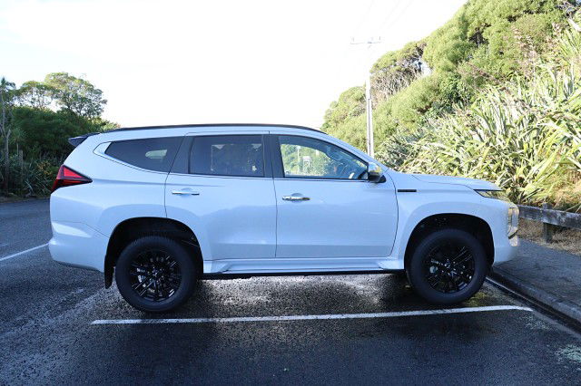 2025 Mitsubishi Pajero Sport 2.4D VRXB 4WD 8AT