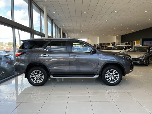 2023 Toyota Fortuner Limited 2.8Dt/4Wd