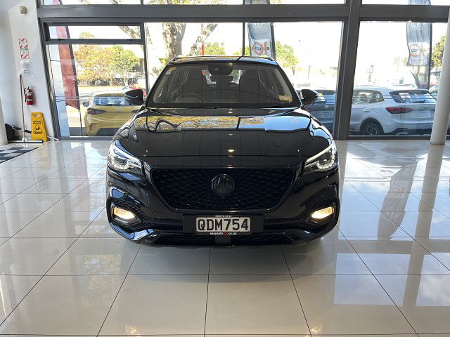 2023 MG HS Essence 1.5Pt