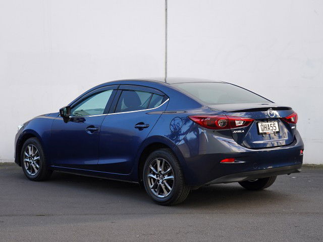 2015 Mazda Axela 2.0 Petrol Hybrid 4Dr Sedan
