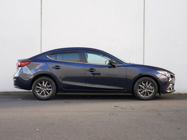 2015 Mazda Axela 2.0 Petrol Hybrid 4Dr Sedan