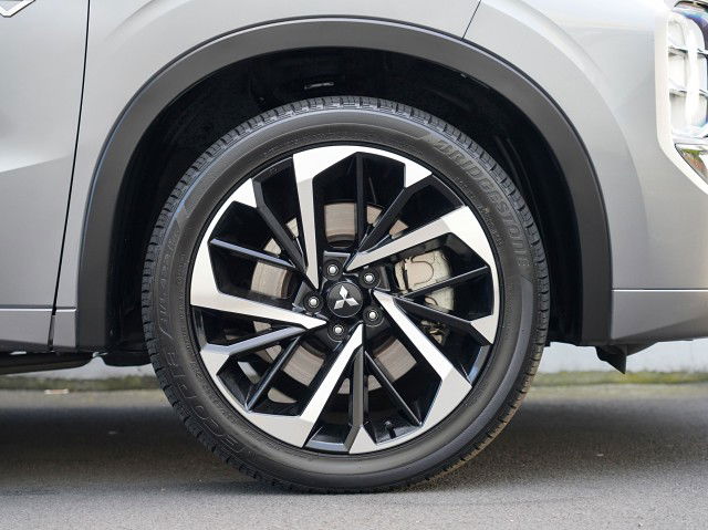 2023 Mitsubishi Outlander VRX 2.4 PHEV 4WD CVT 5Dr Wagon