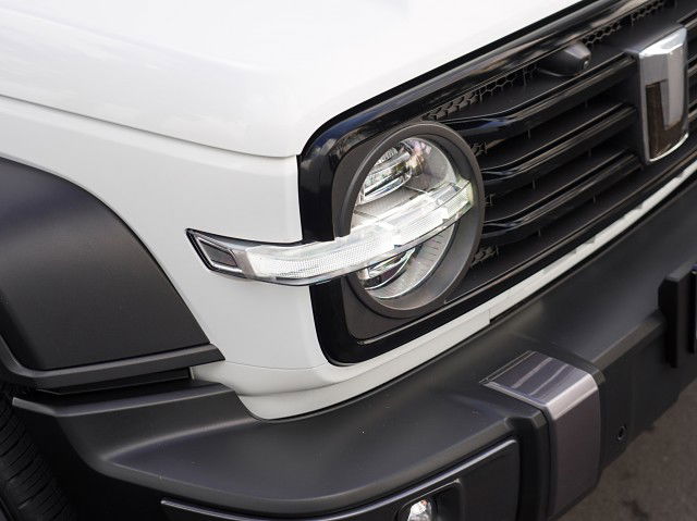 2025 GWM Tank 300 LUX 2.0P 4WD 5Dr SUV
