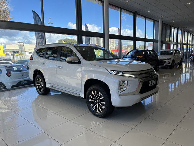 2023 Mitsubishi Pajero Sport Vrx 2.4D/4Wd/8At