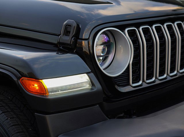 2025 Jeep Wrangler JL  Overland 2.0P 4WD 4Dr Wagon