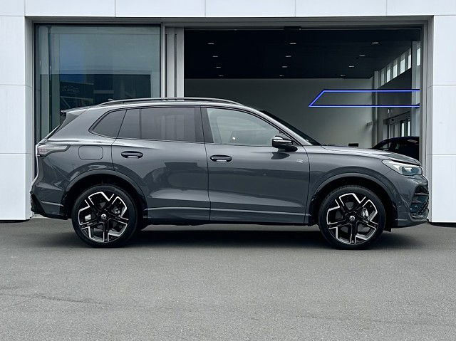 2025 Volkswagen Tiguan R-Line AWD 2.0PT