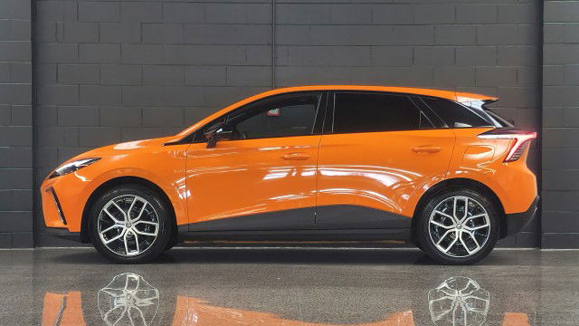 2023 MG 4 Essence 64Kwh / Automatic