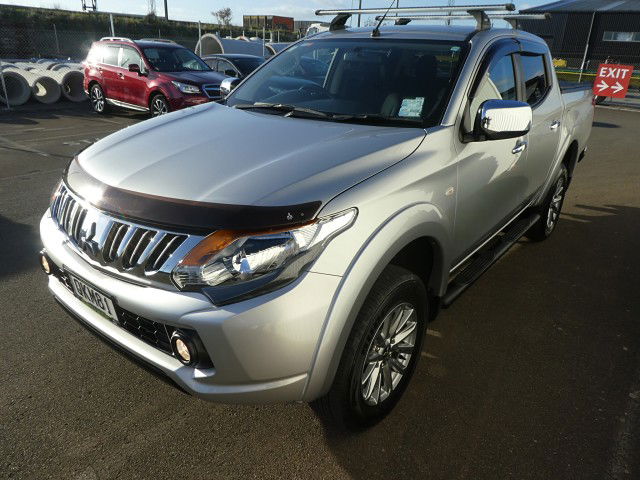 2019 Mitsubishi Triton DC GLXR 6MT 2.4D/6MT