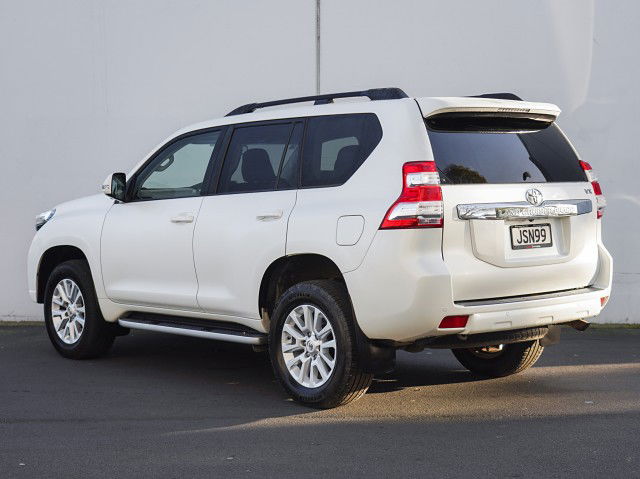2016 Toyota Land Cruiser Prado VX 2.8D 4WD 6AT 4Dr