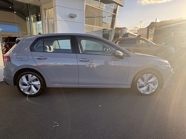 2025 Volkswagen Golf LIFE 1.4TSI