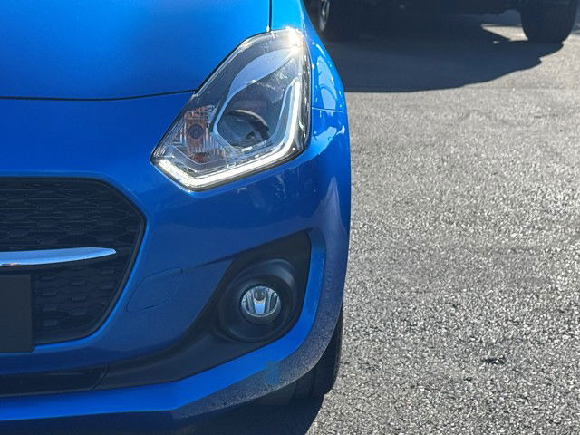2023 Suzuki Swift RS Hybrid
