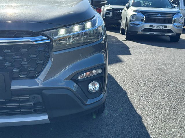 2025 Suzuki S-Cross JLX Hybrid AWD