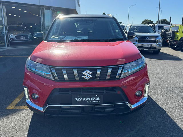 2025 Suzuki Vitara JLX Hybrid