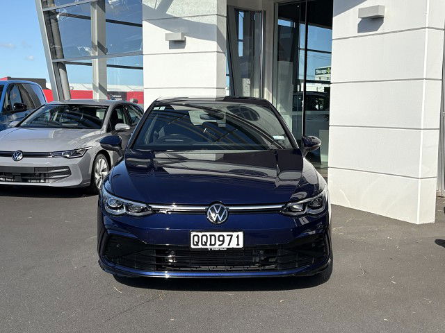 2023 Volkswagen Golf ETSI R-Line