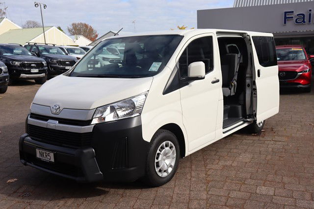 2021 Toyota Hiace ZR HVN 2.8DT/6AT