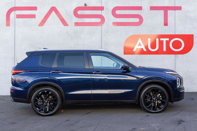2023 Mitsubishi Outlander XLS 2.5P/4WD