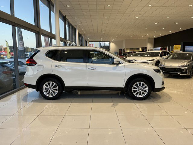 2019 Nissan X-Trail St 2.5P/6Cvt/Sw/4WD