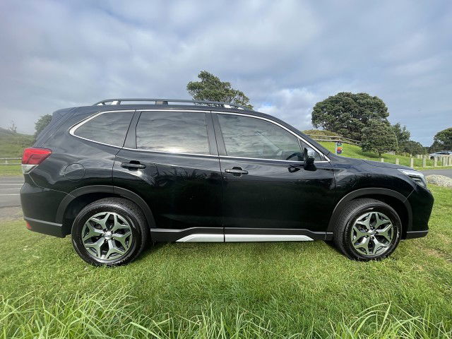 2020 Subaru Forester Premium 2.5P 4WD