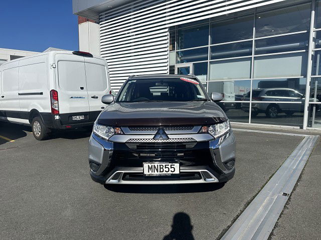 2019 Mitsubishi Outlander Ls 2.4P/Cvt