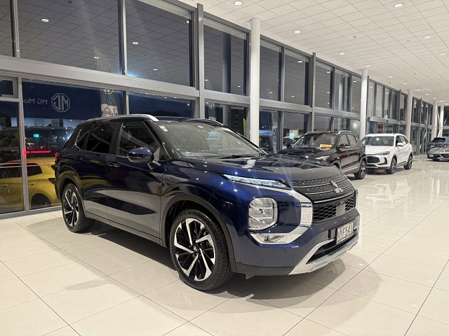 2022 Mitsubishi Outlander Xls 2.5P/4Wd/Cvt