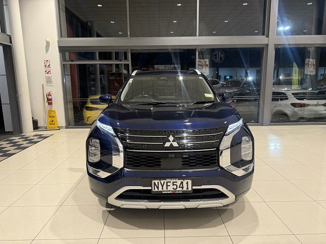 2022 Mitsubishi Outlander Xls 2.5P/4Wd/Cvt